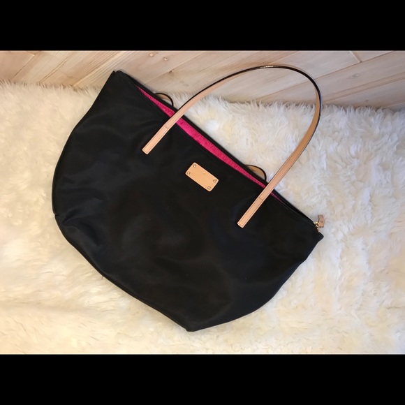 kate spade Handbags - Kate Spade ♠️ Black microfiber tote with zipper